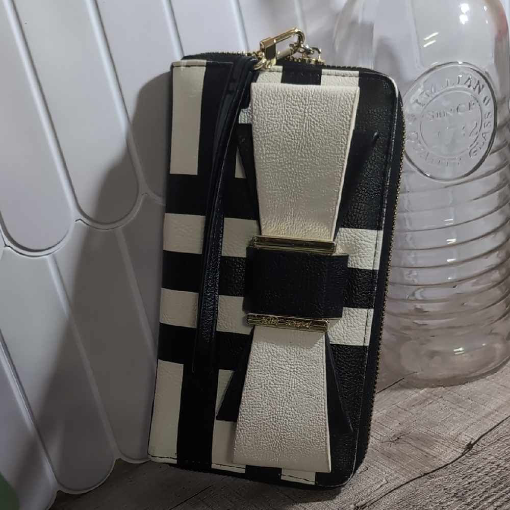Betsey Johnson Black and White Bow Wallet